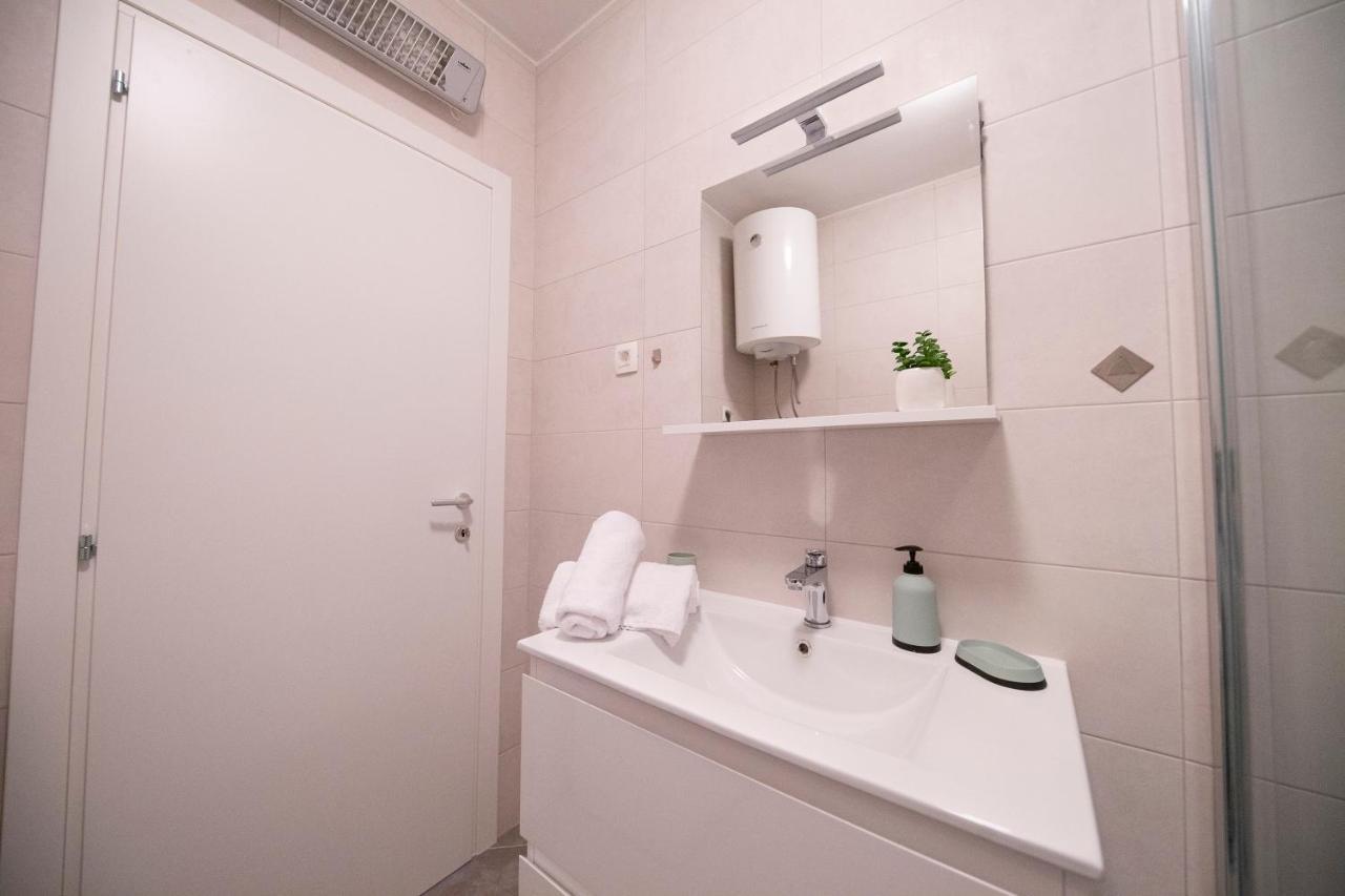 شقة Apartman 2 Relax زادار المظهر الخارجي الصورة